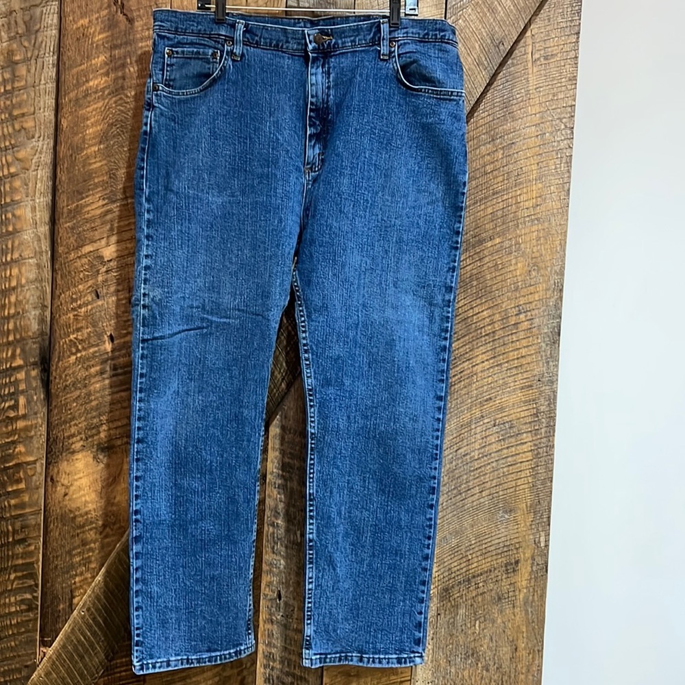 Men’s Wrangler jeans regular fit 40 x 30 straight leg